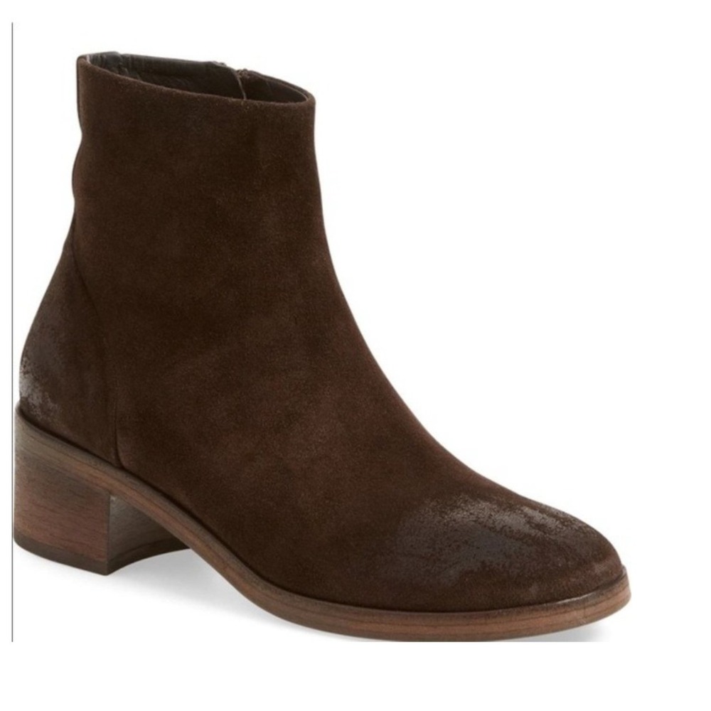Vince‎ Ruth Block Heel Booties Brown Suede Side Zip Made in Italy Size 6